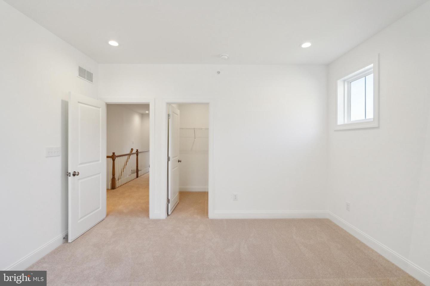 4410 Taviston Ct E Property Photo 23