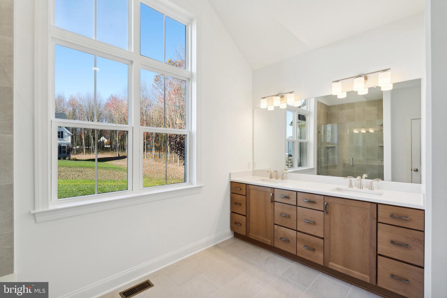 4410 Taviston Ct E Property Photo 28