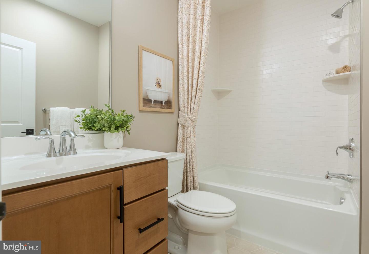 162 Ashford Drive Property Photo 64