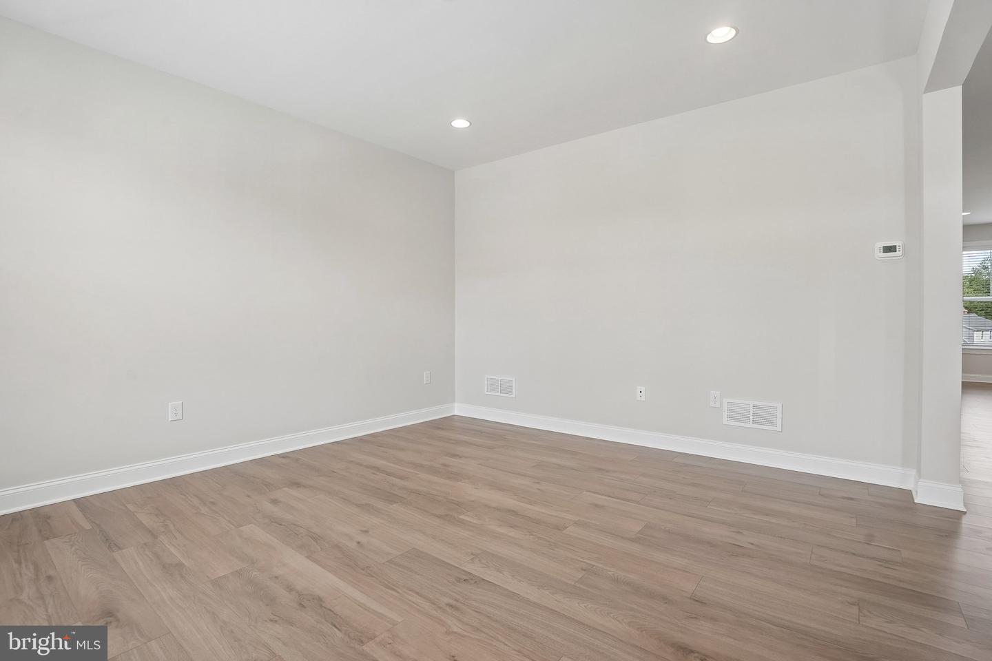 120 Ashford Drive Property Photo 30
