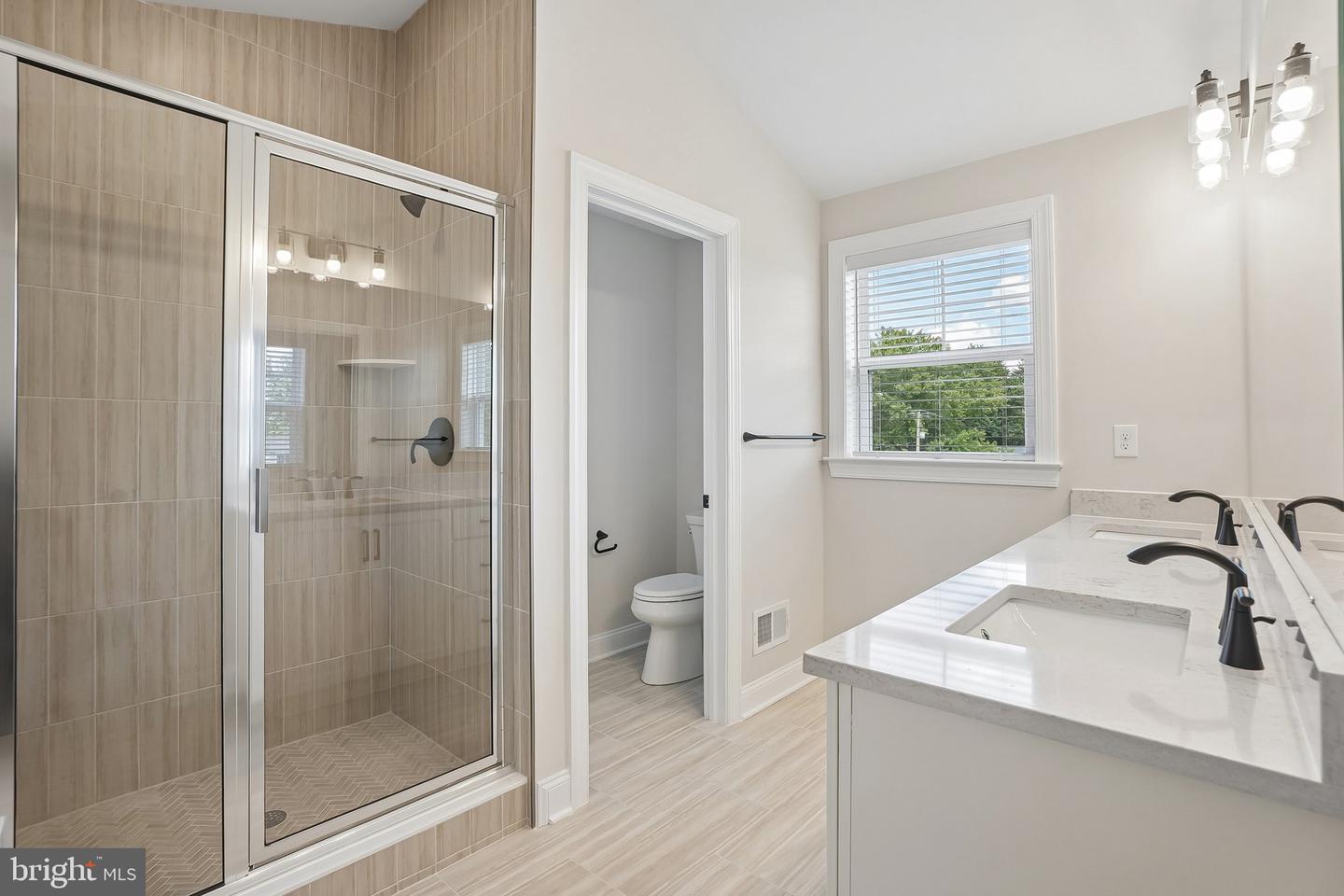 120 Ashford Drive Property Photo 40
