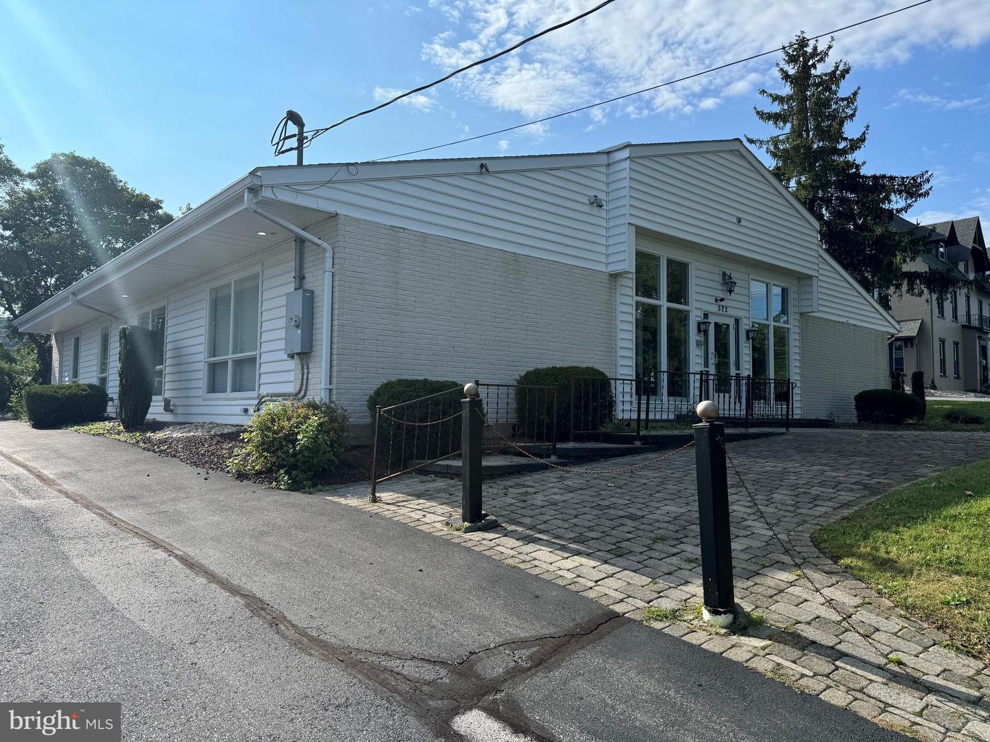 522 Delaware Ave #office #2 Property Photo 1