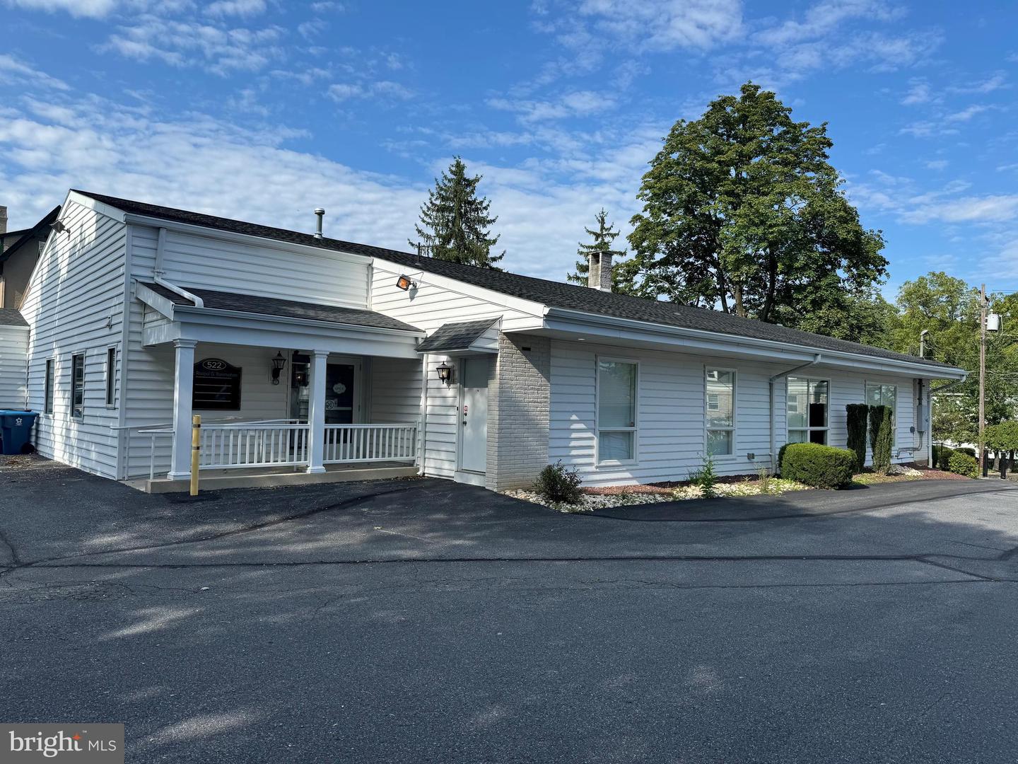 522 Delaware Ave #office #2 Property Photo 3