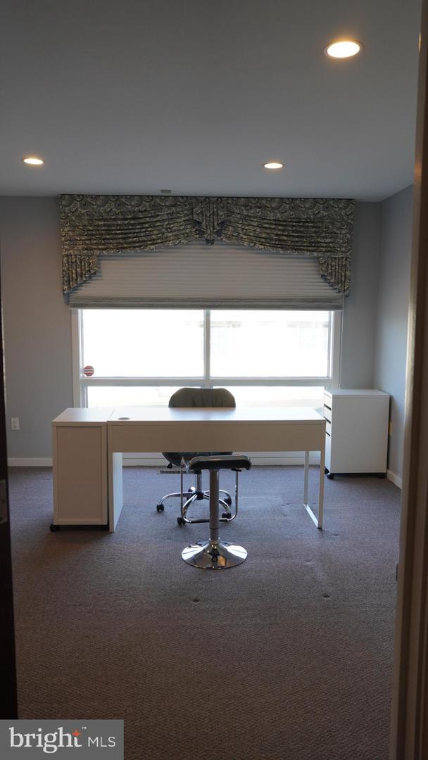 522 Delaware Ave #office #3 Property Photo 3