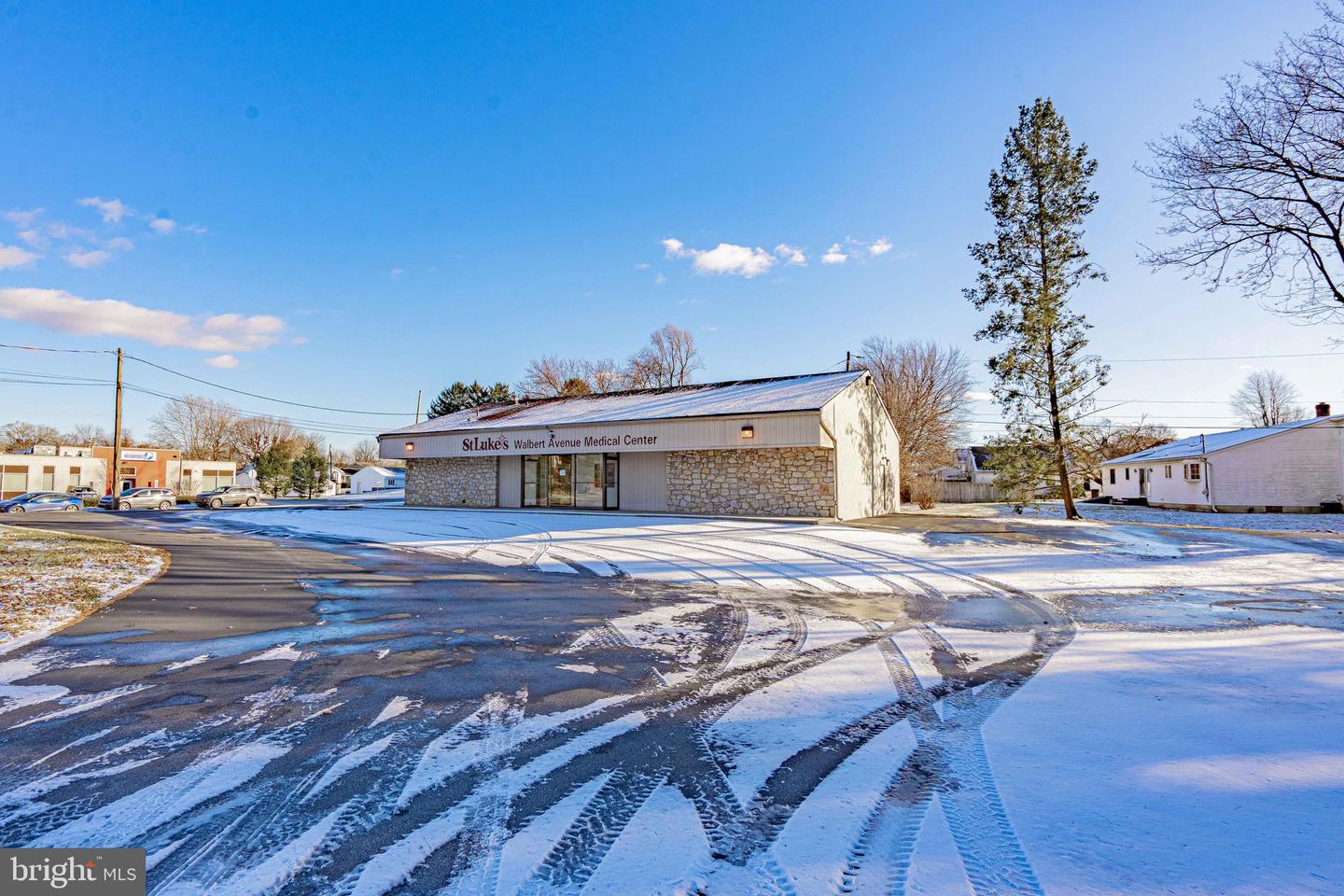 2428 Walbert Ave Property Photo