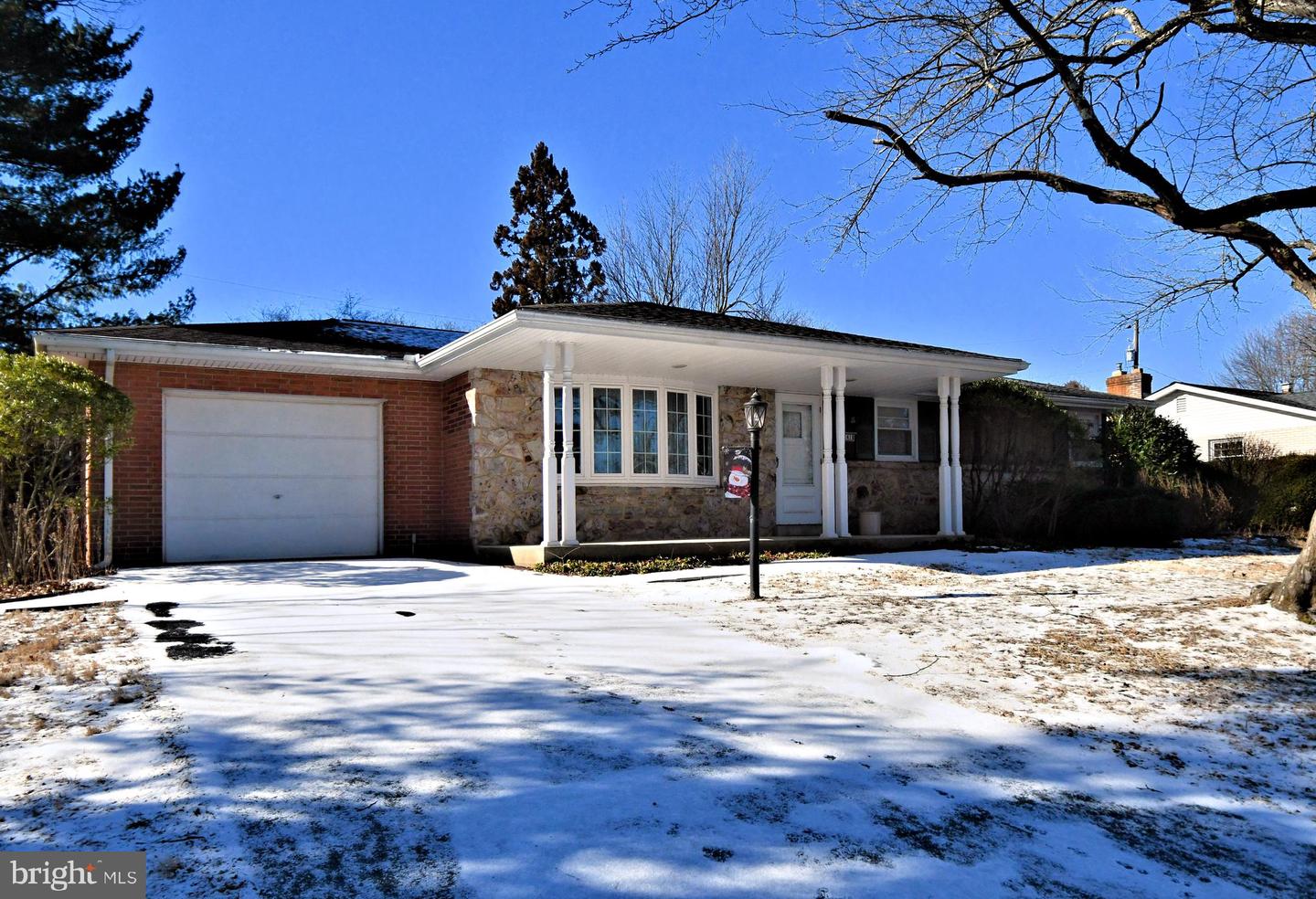 1418 Chippewa Dr Property Photo