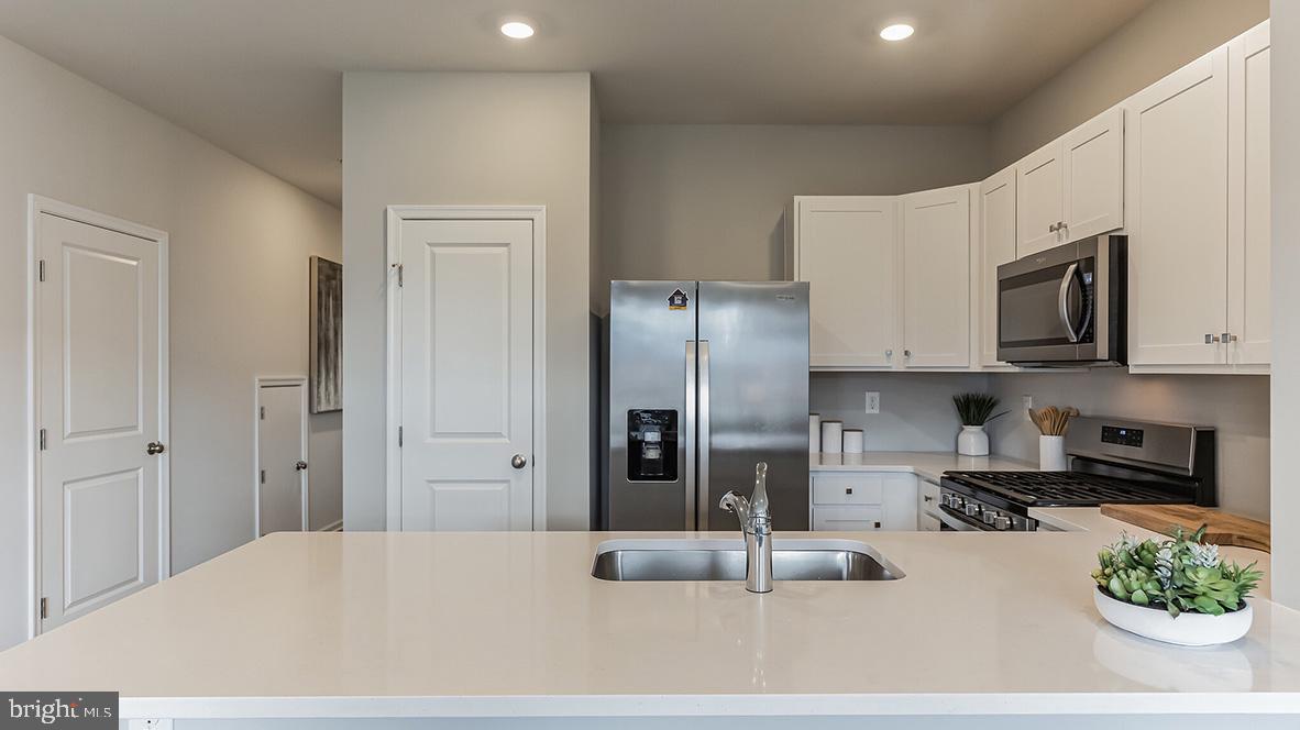 1214 Susan Cir Property Photo 12