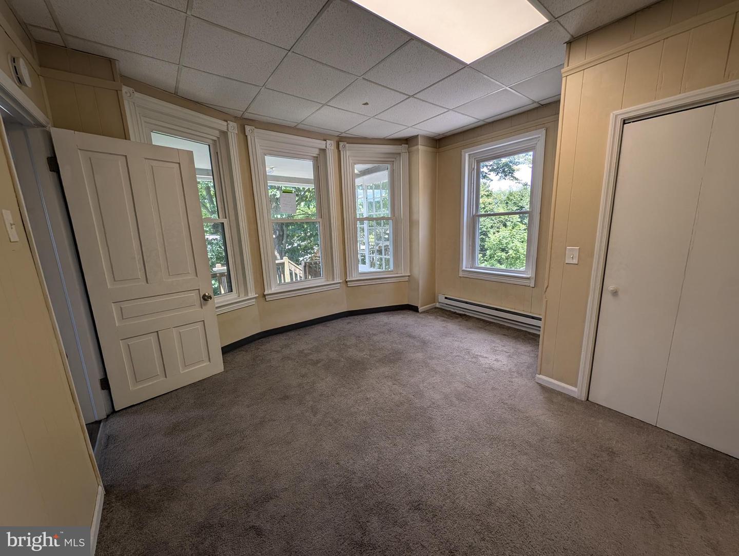 203 1st Property Photo 22