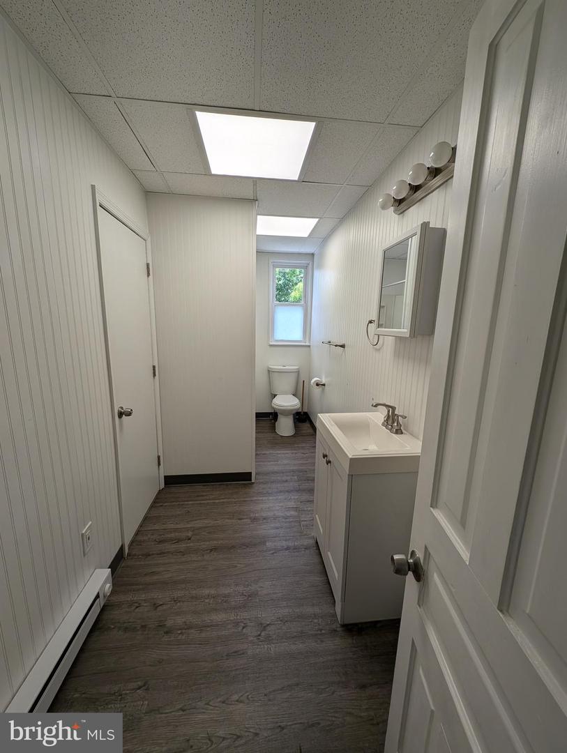 203 1st Property Photo 23