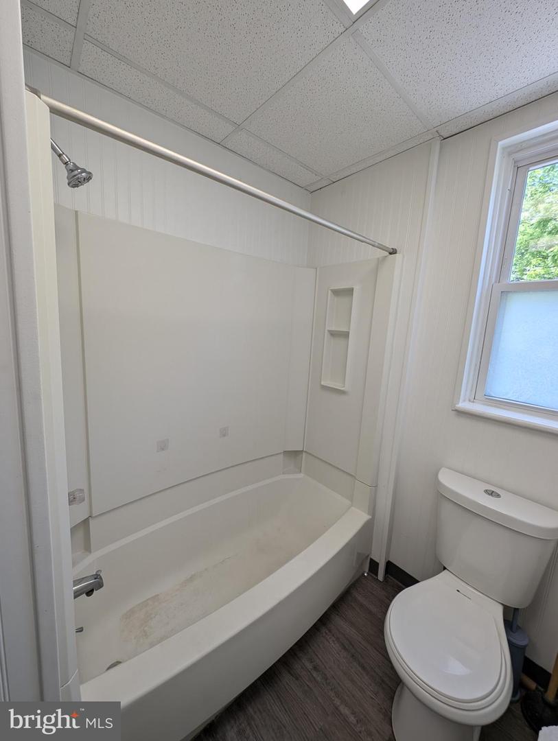 203 1st Property Photo 24