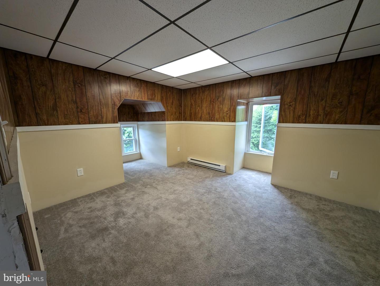 203 1st Property Photo 29