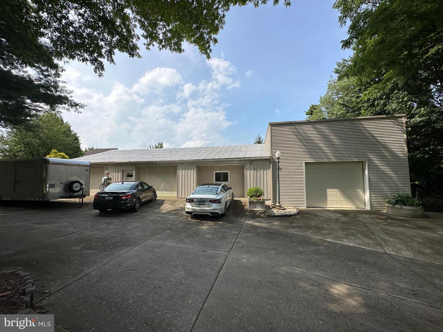 4125 Ford Dr Property Photo 41