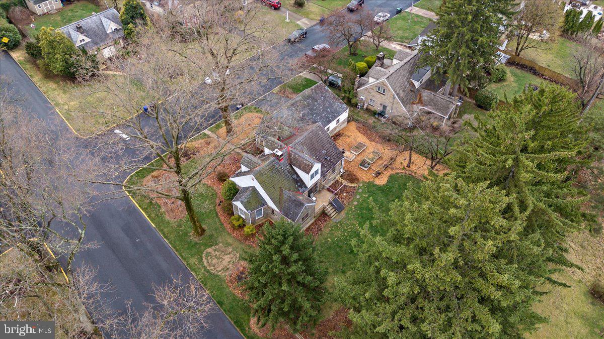 101 Eagle St Property Photo 35