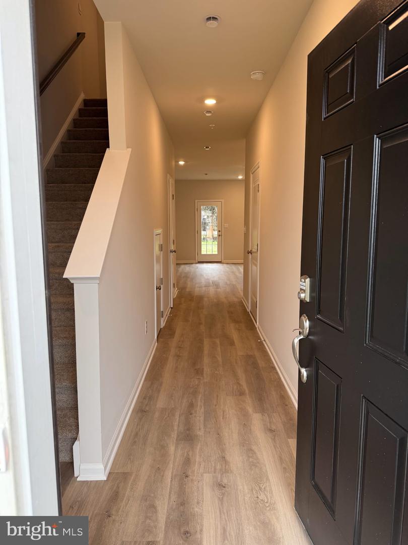 1175 Susan Cir Property Photo 2