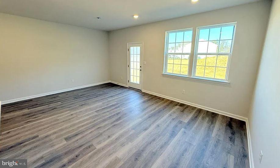 1175 Susan Cir Property Photo 4