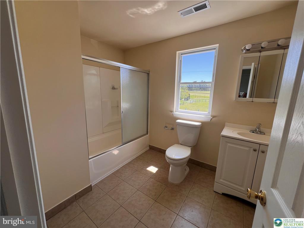 10425 Old Rt 22 Property Photo 15