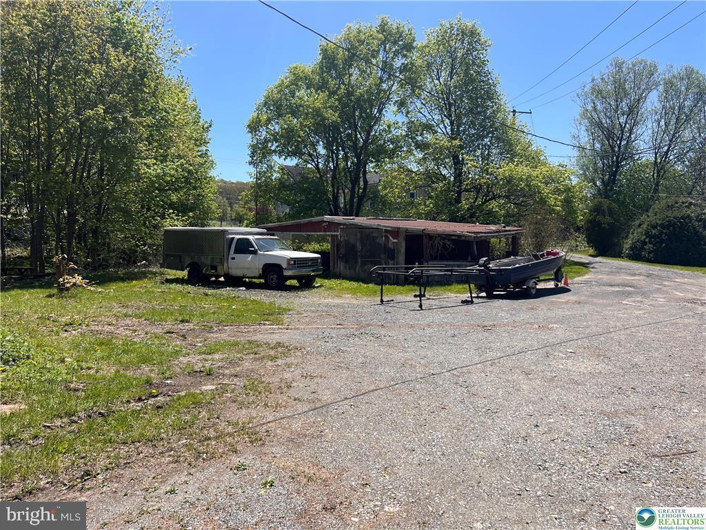 10425 Old Rt 22 Property Photo 24