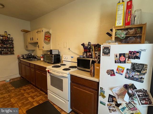592 Main St Property Photo 17