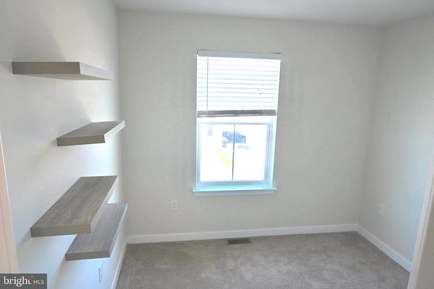 7551 Clayton Ave Property Photo 14