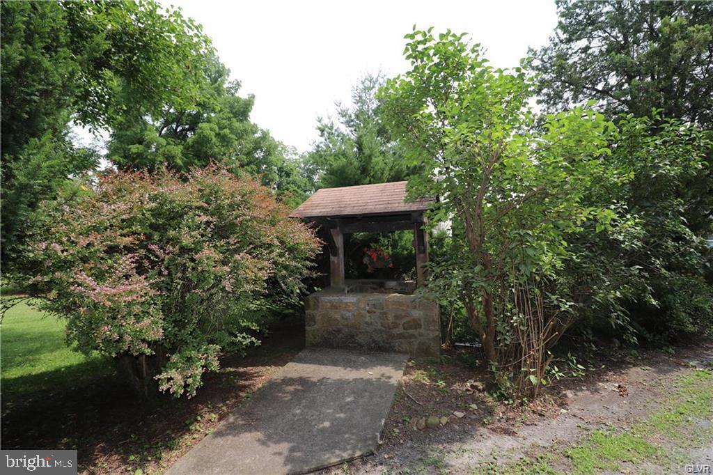 3305 Municipal Dr Property Photo 9