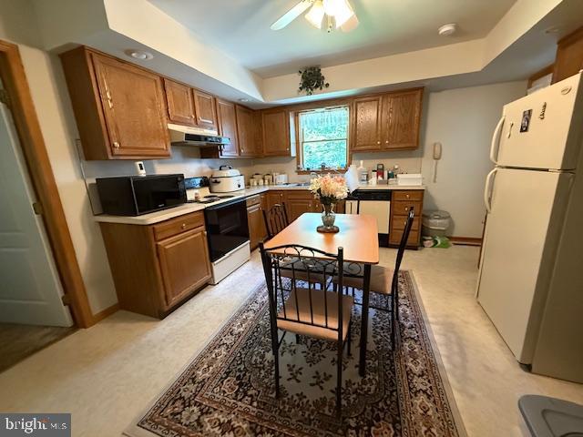 9155 N. Loop Road Property Photo 19