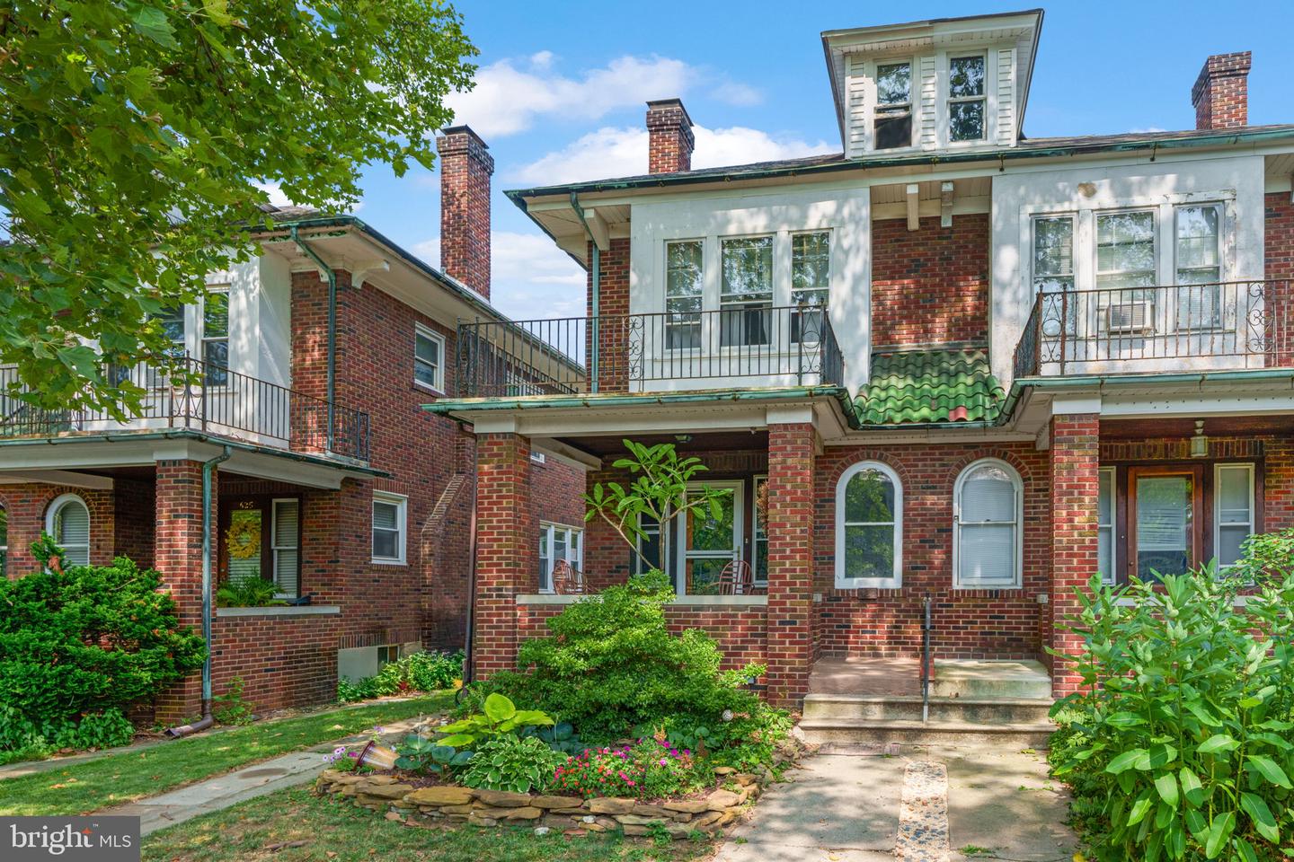 623 N MUHLENBERG ST