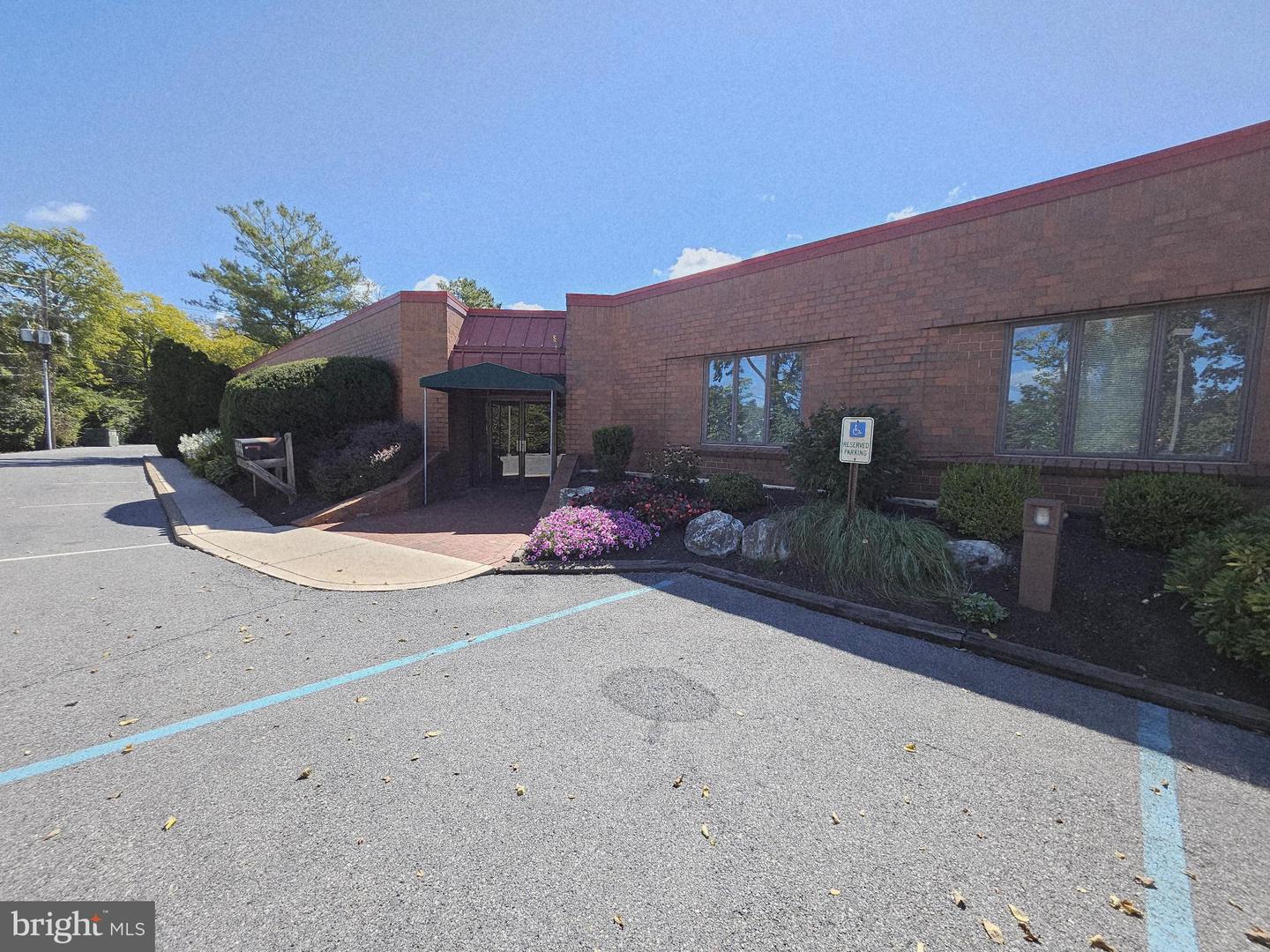 1815 Schadt Ave Property Photo 2