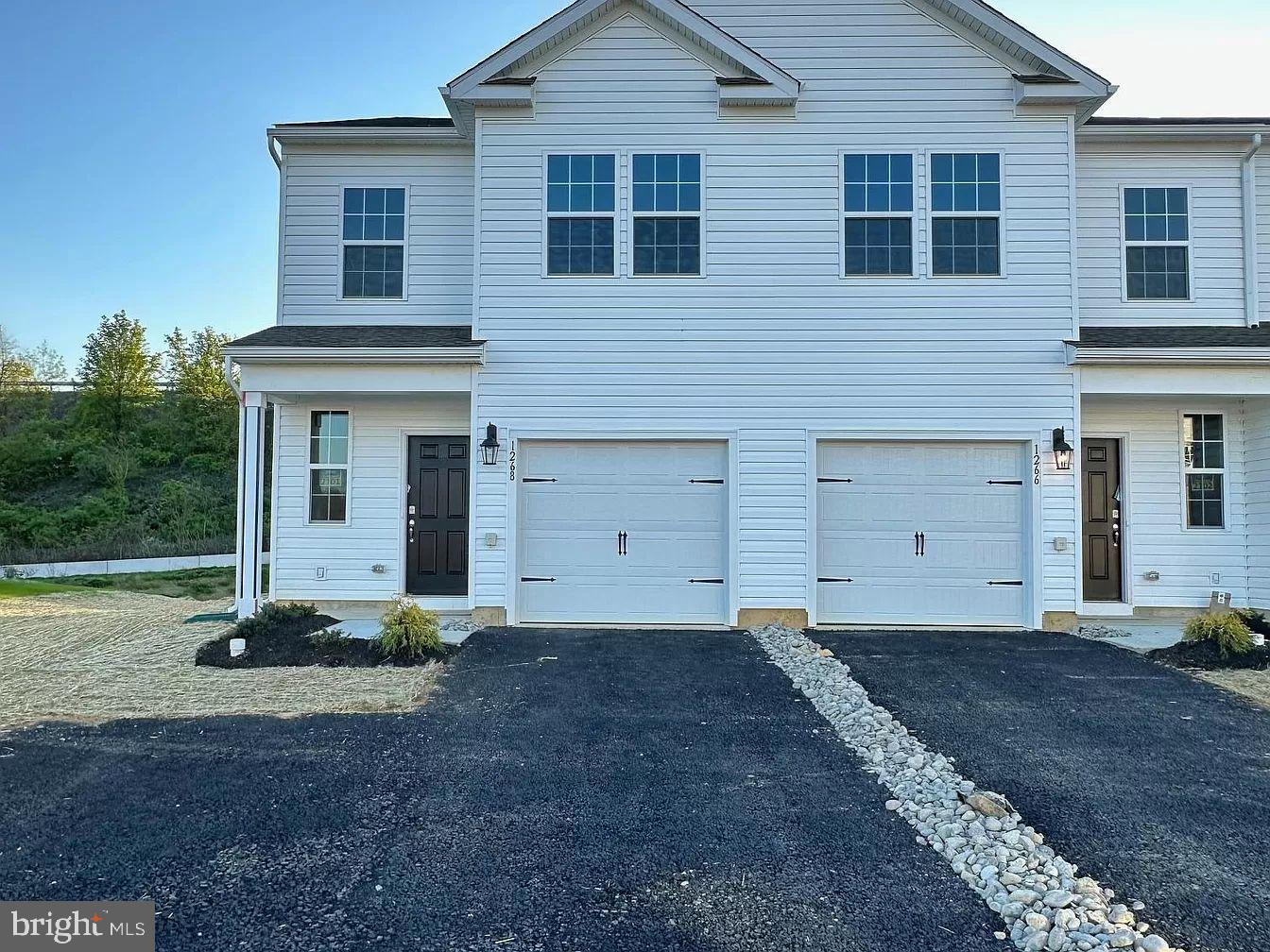 1268 Martin Rd Property Photo 1