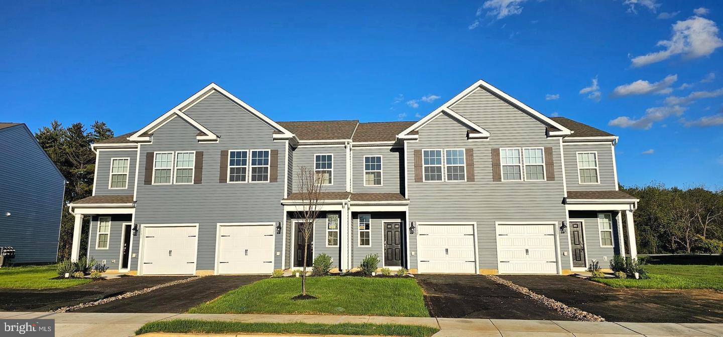 1157 Martin Rd Property Photo 1