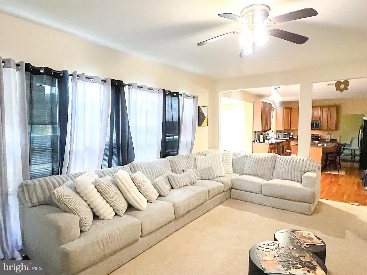 1649 Thorndale Rd Property Photo 4