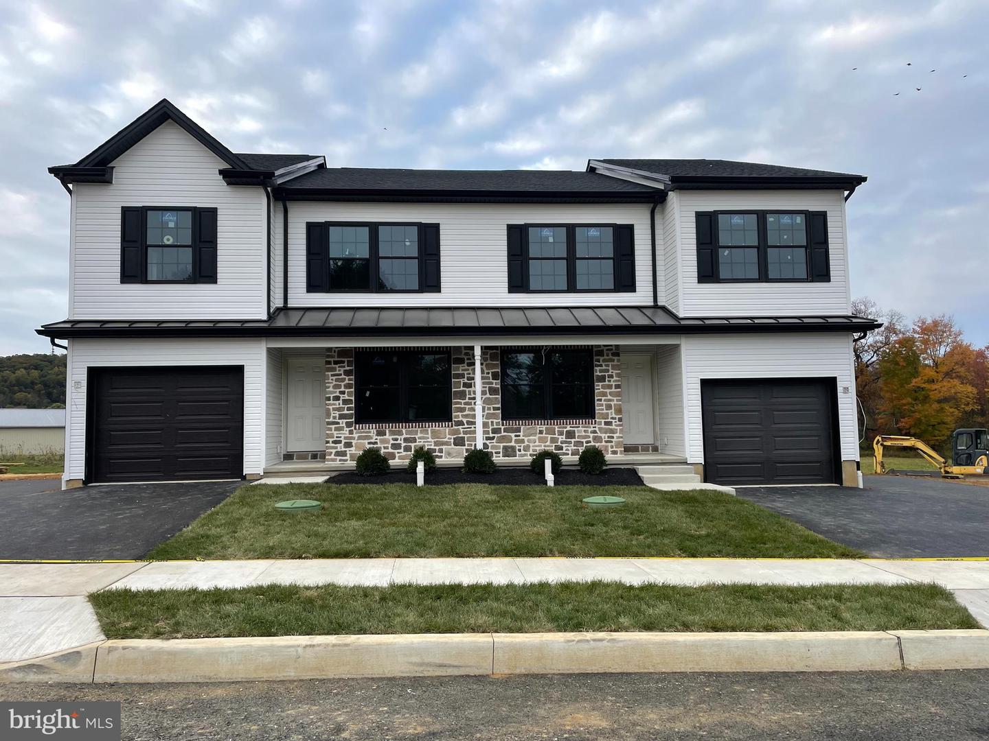 6173-lot 21 Rizzuto Way Property Photo 20