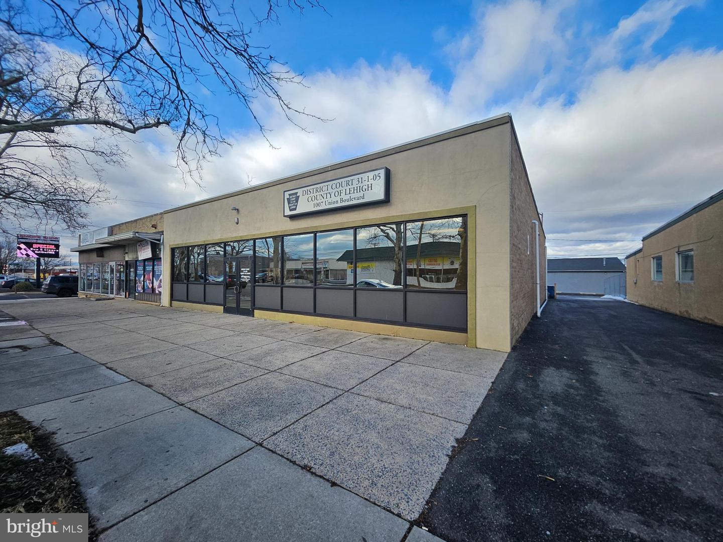 1007 UNION BLVD