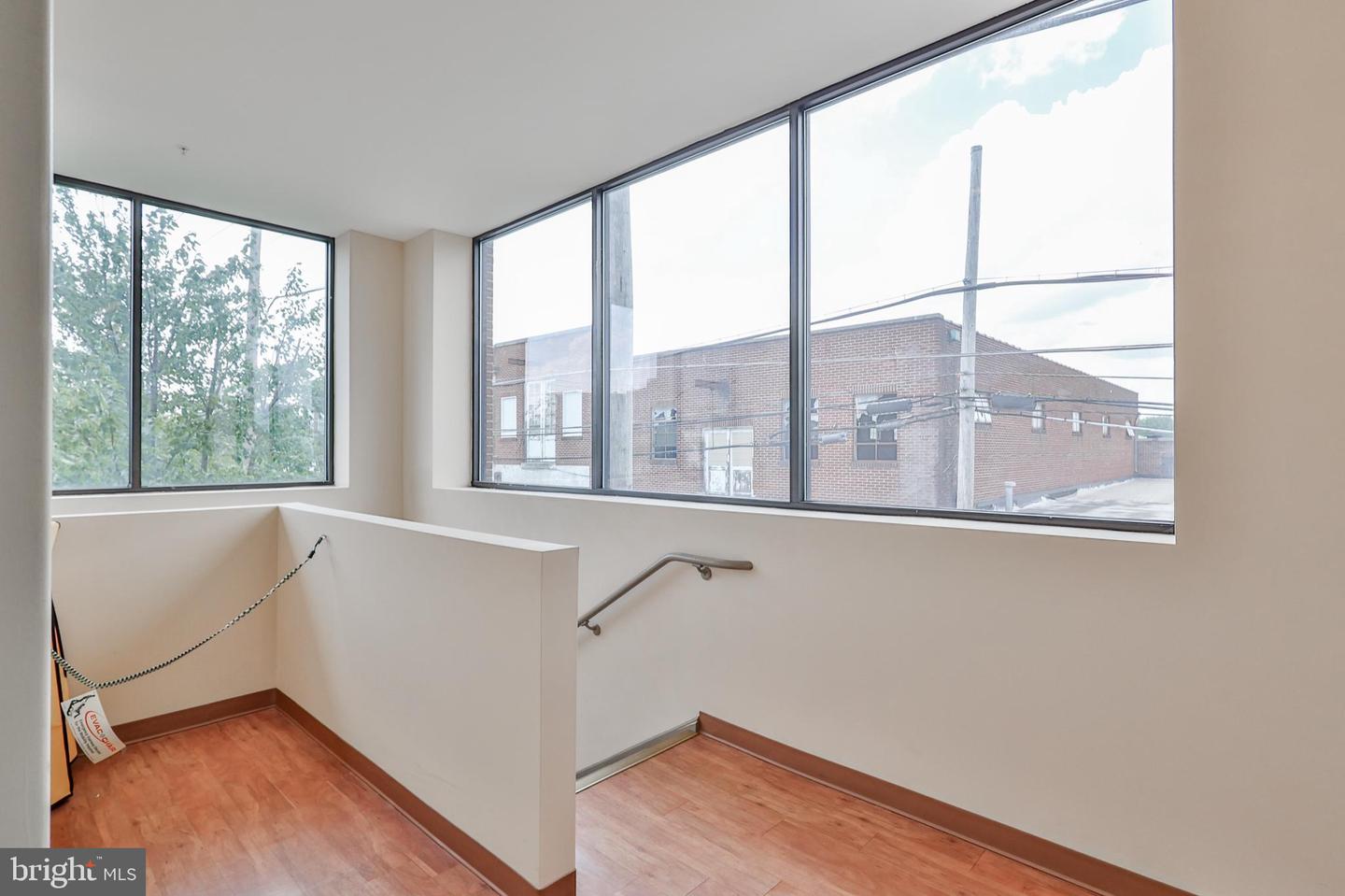 1226-1232 W Green St Property Photo 21