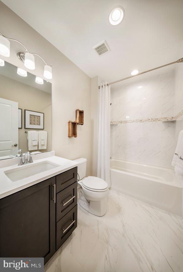 5394 Red Oak Dr Property Photo 36