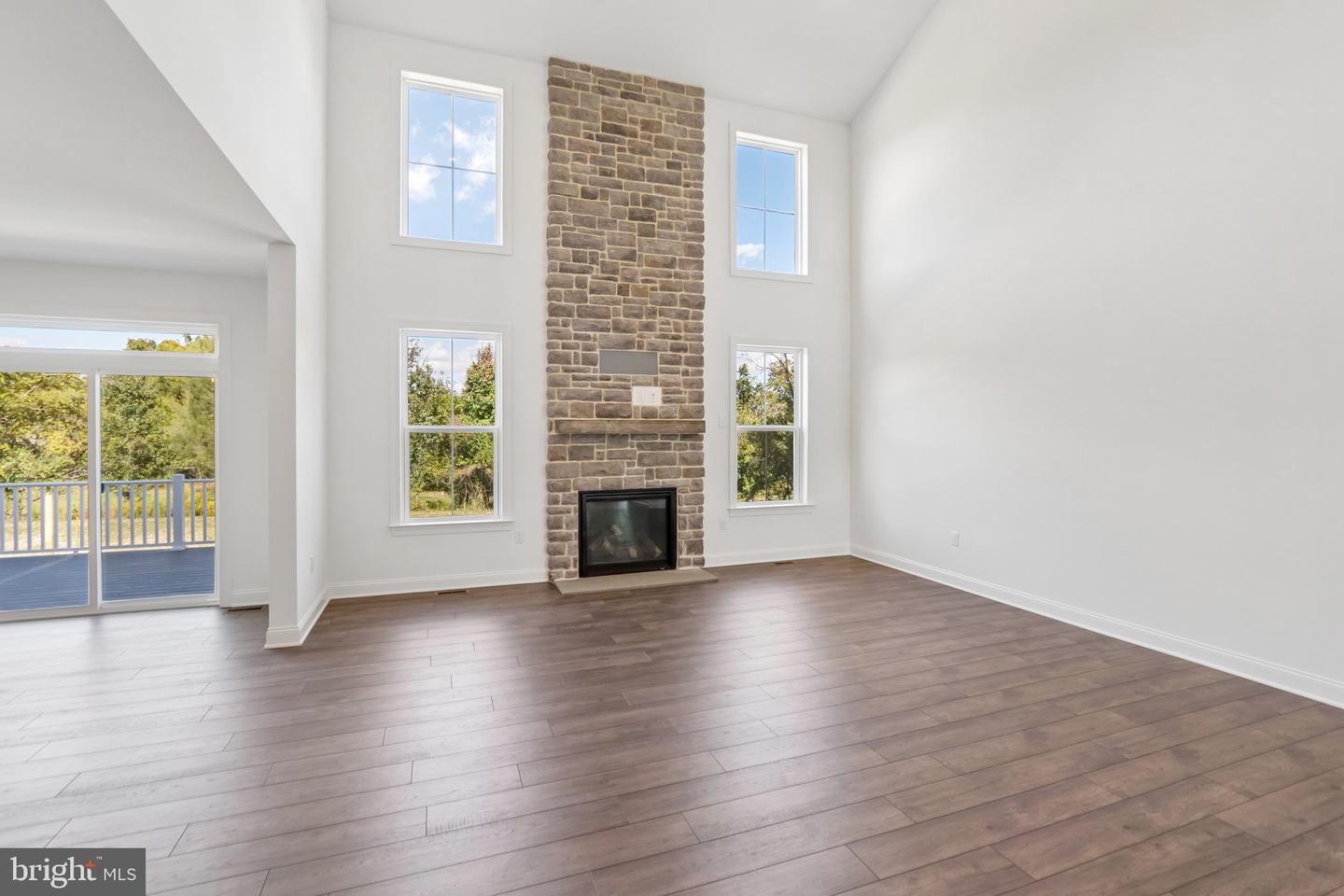 5395 Red Oak Dr Property Photo 7