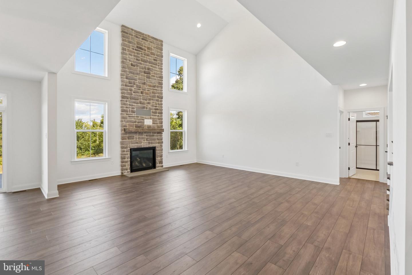 5395 Red Oak Dr Property Photo 10