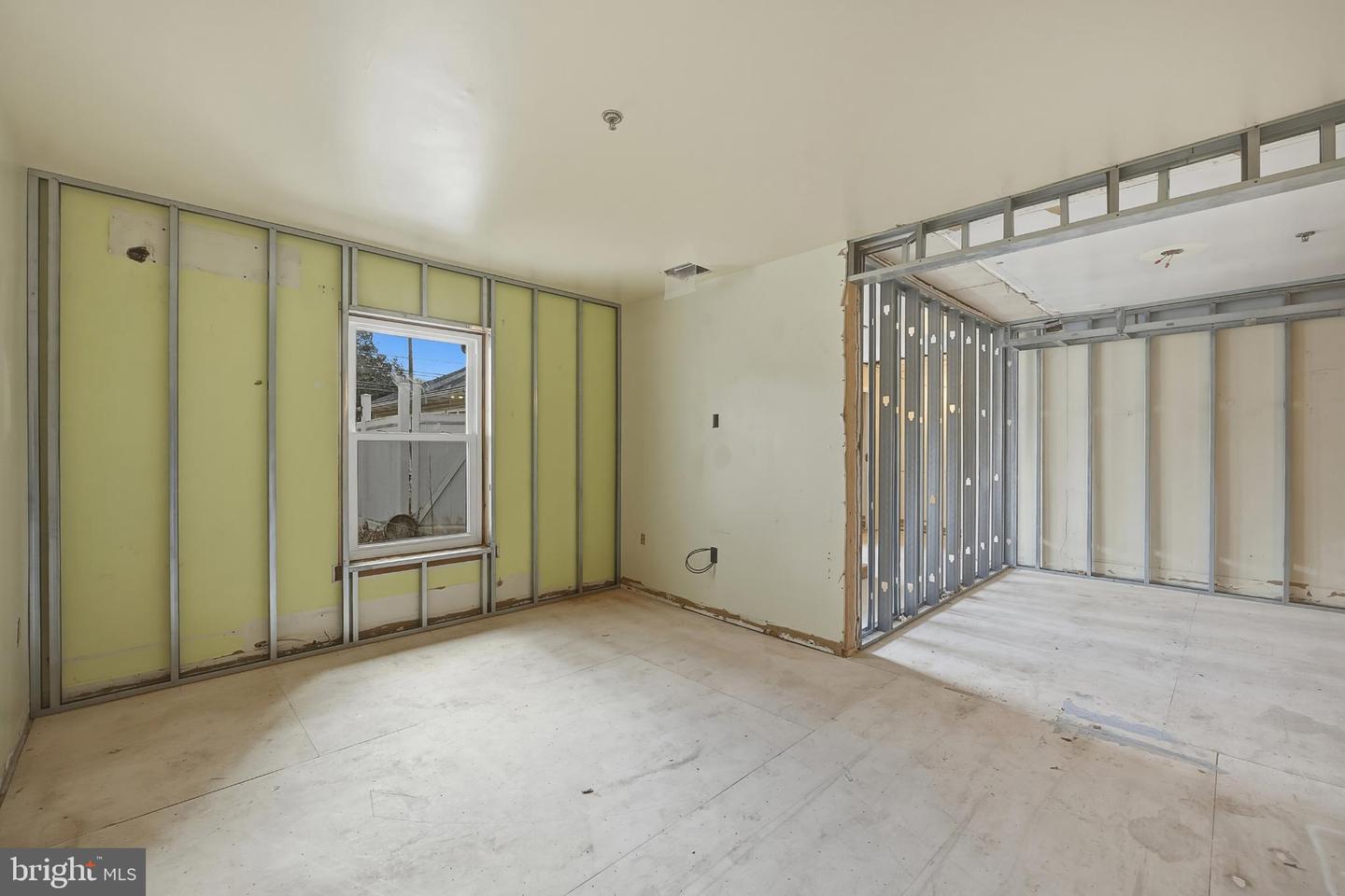 659 Broad St Property Photo 30