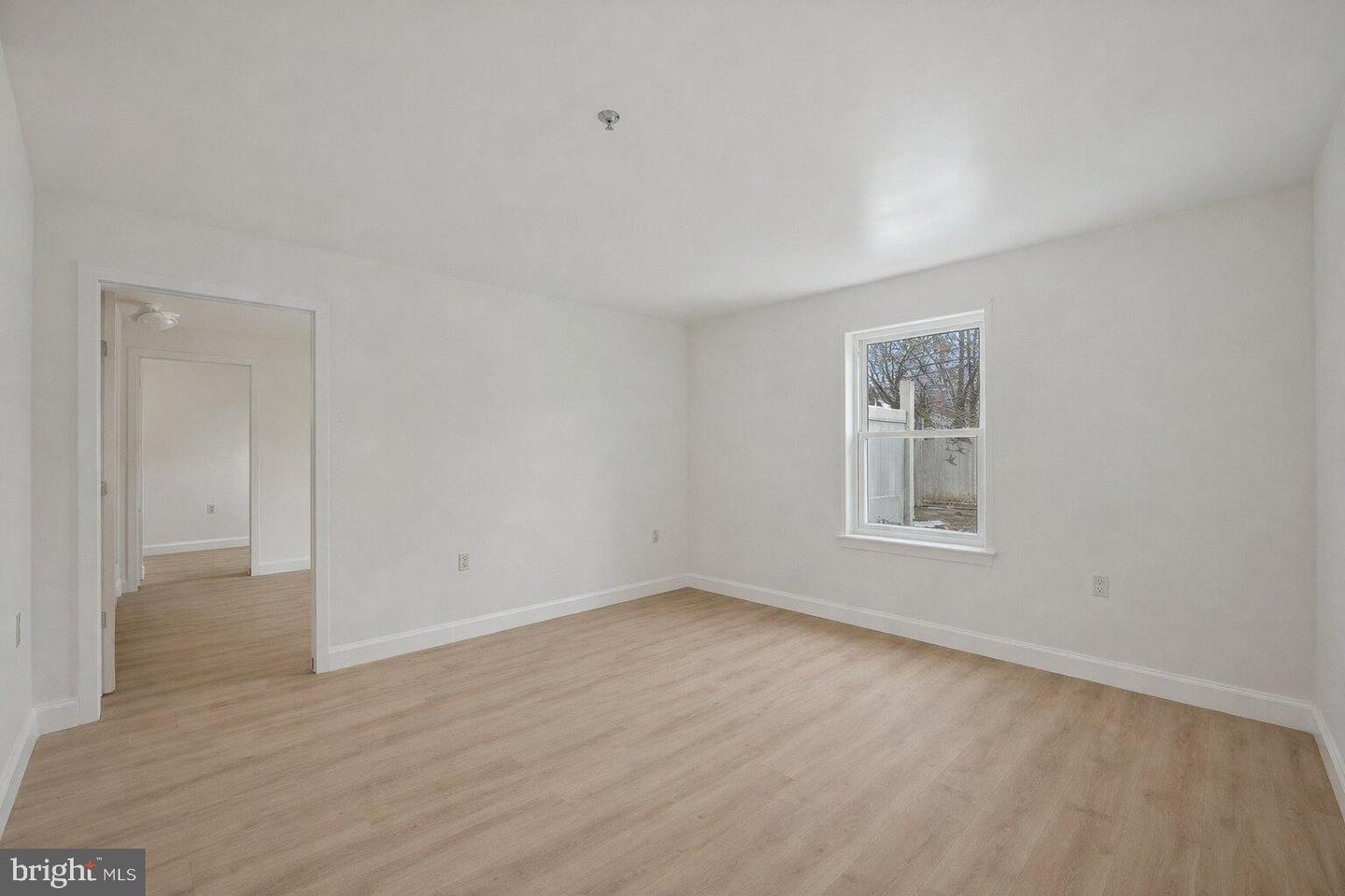 659 Broad St Property Photo 32