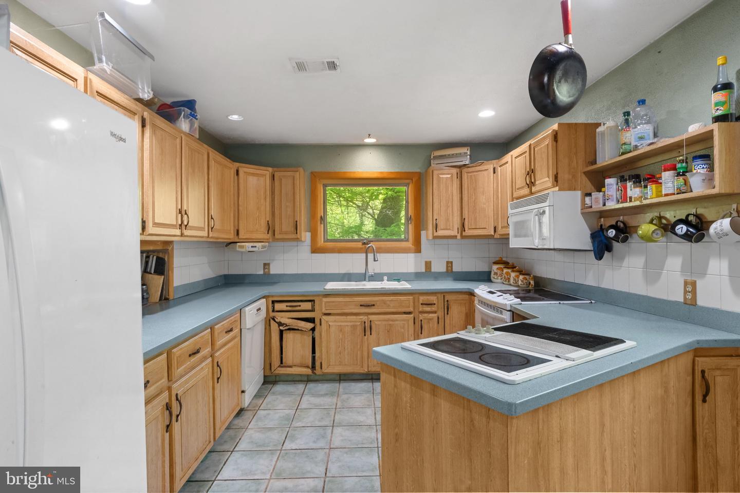 1620 Bobalew Trl Property Photo 15