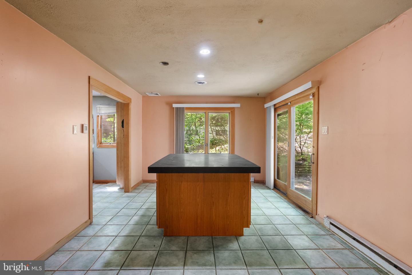 1620 Bobalew Trl Property Photo 17