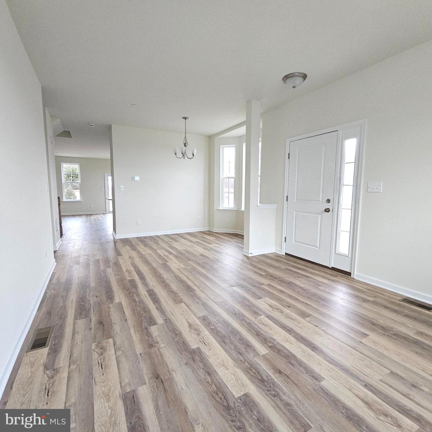625 Fountain View Cir Property Photo 12