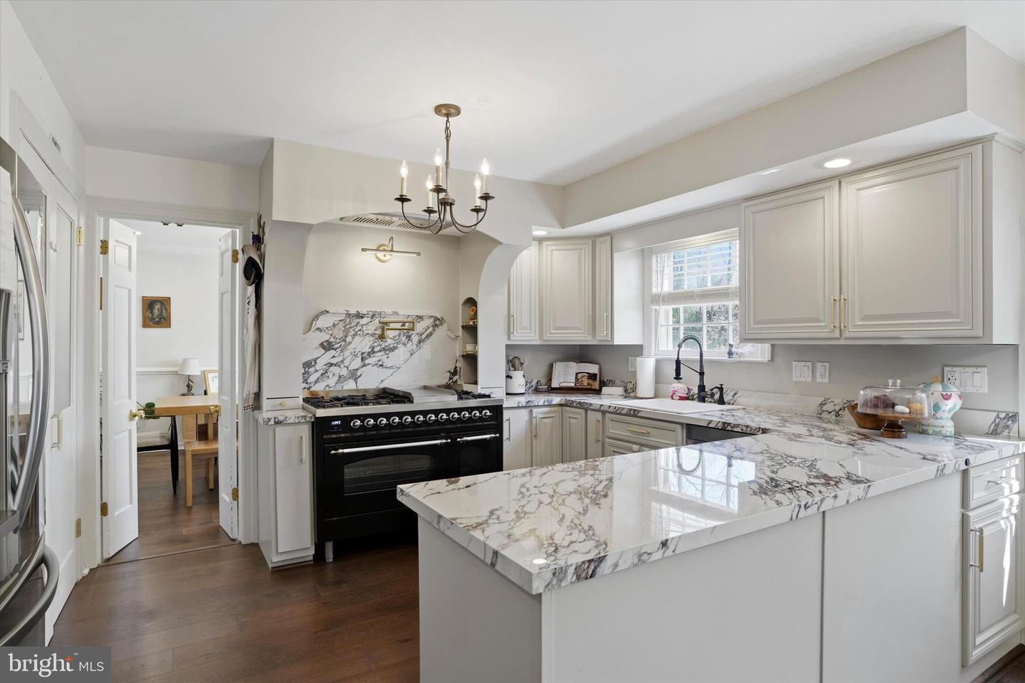 1551 Duxbury Ct Property Photo 8