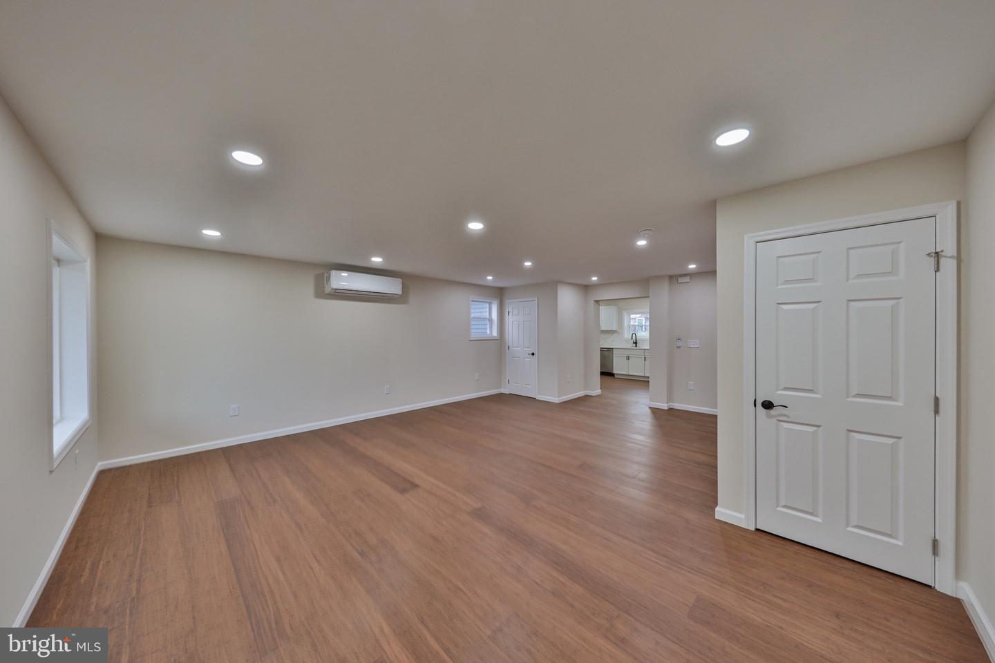 8809 Kings Hwy Property Photo 48