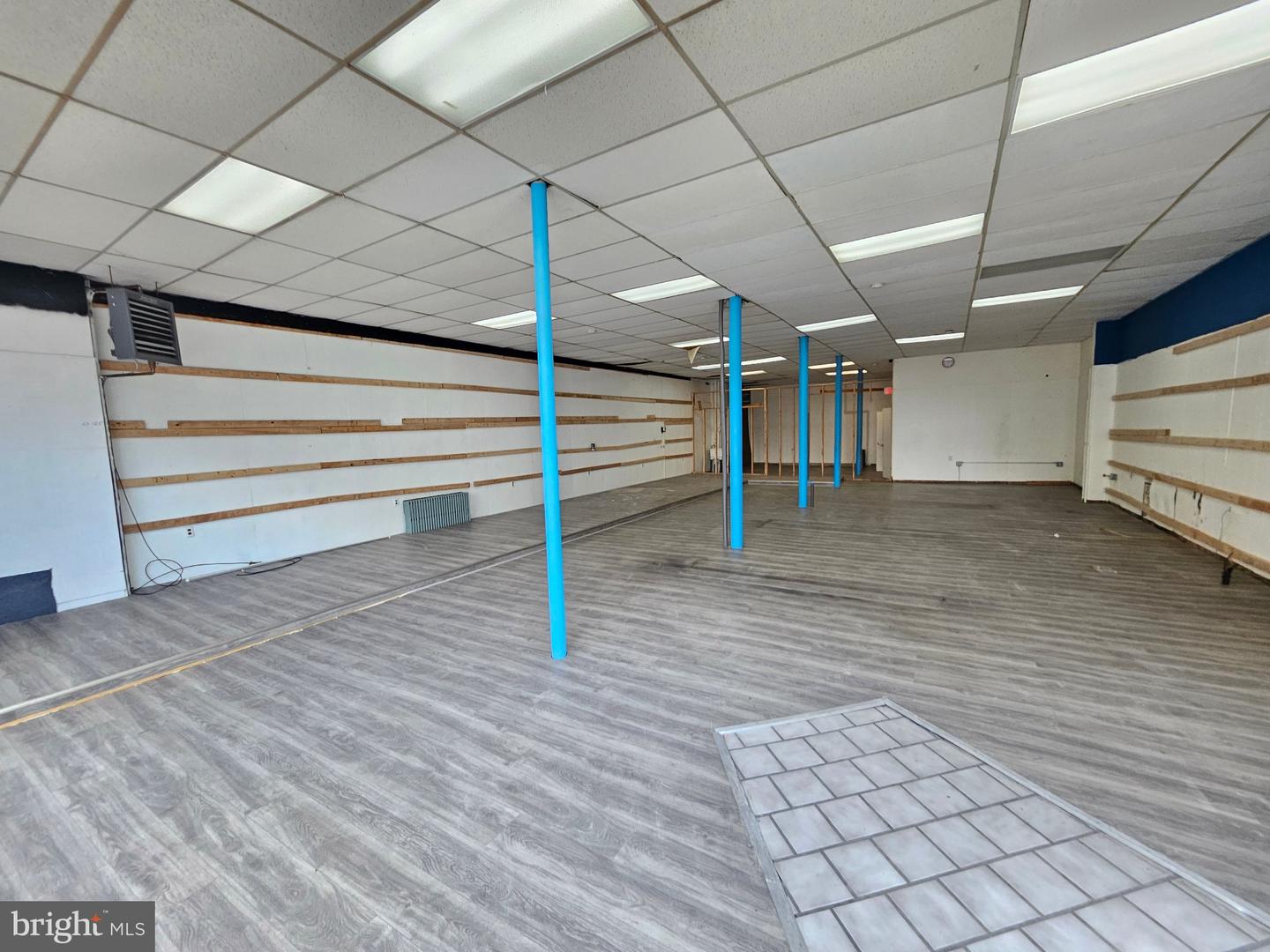 232 E Church St #1st Floor Property Photo 5