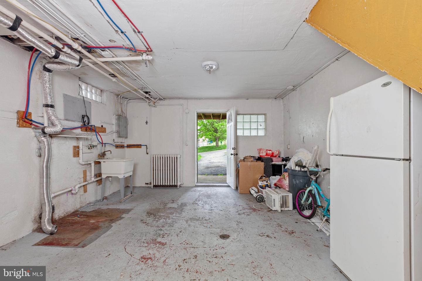 120 N Saint George St Property Photo 25