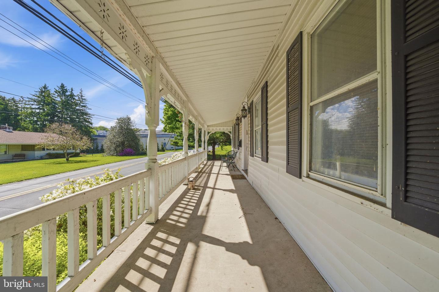 7458 S Main St Property Photo 12