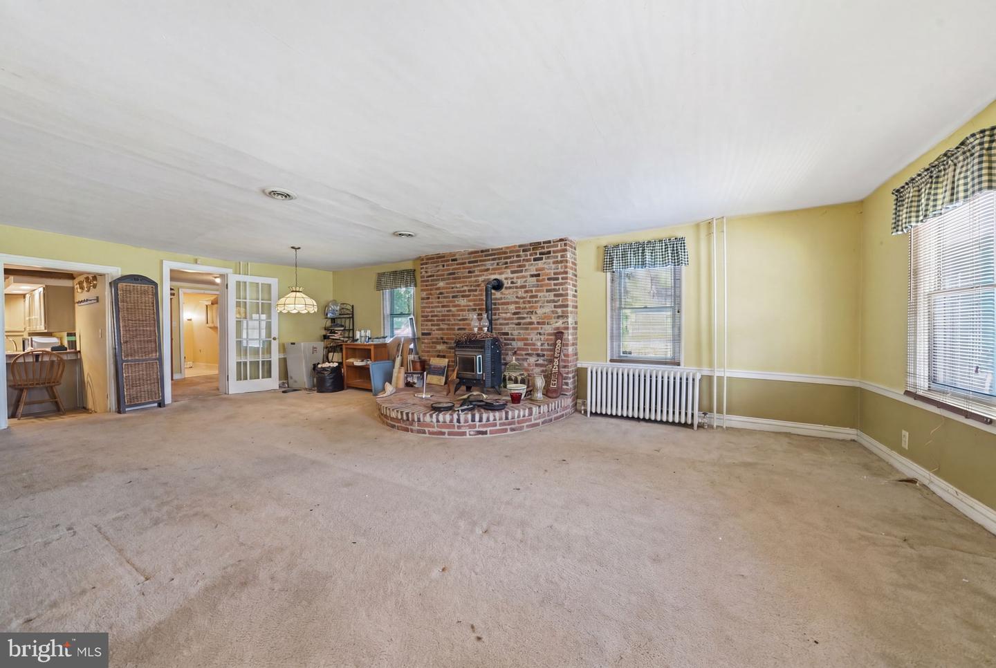 7458 S Main St Property Photo 15