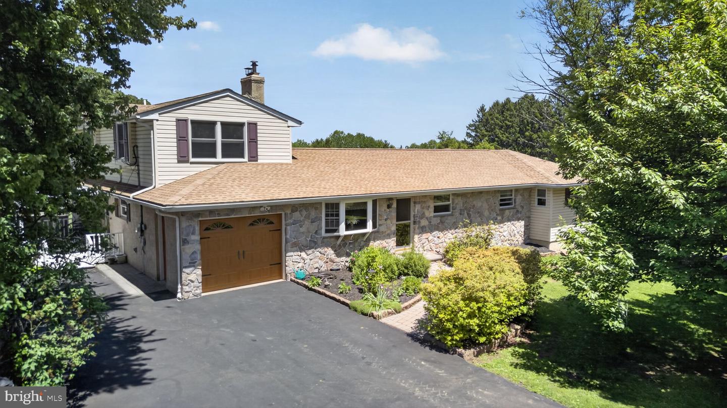 1433 Flint Hill Rd Property Photo 1