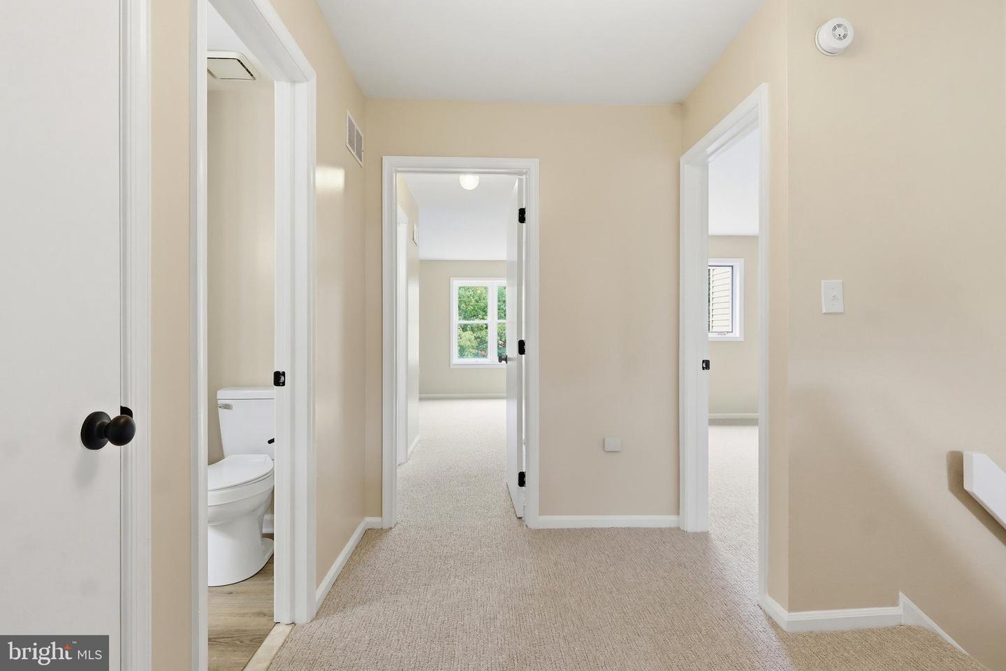 353 Tamarack Dr Property Photo 21