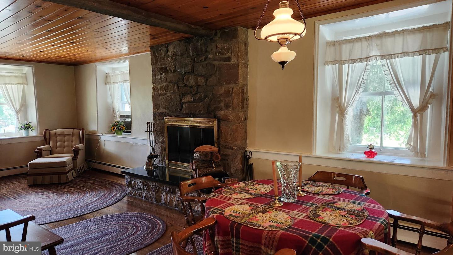 4912 Shankweiler Rd Property Photo 11